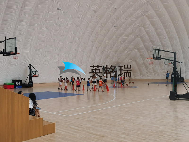 充午夜电影福利建築為夏季籃球訓練營提供了理想的場館解決方案
