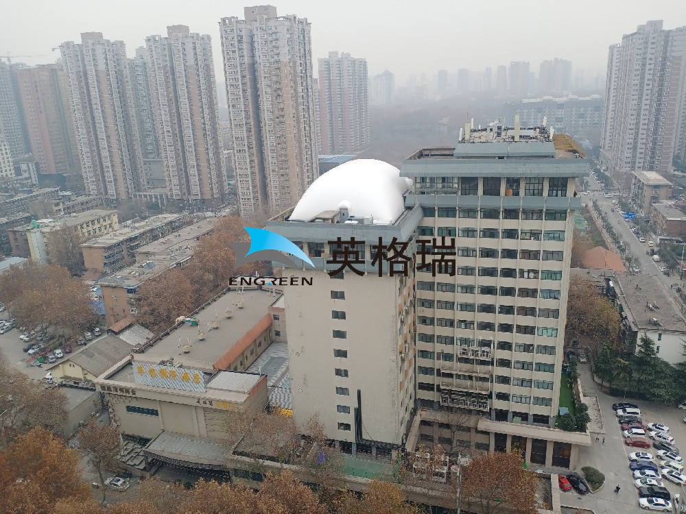 樓頂午夜电影福利羽毛球館靈活利用城市空間，快速搭建減少工程幹擾